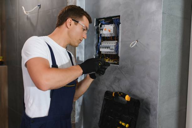 Best 24-Hour Electrician  in Lake Shore, WA