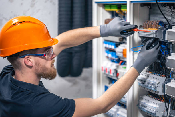 Best Affordable Electrician  in Lake Shore, WA